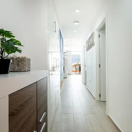 Appartamento Ocean View With Large Terrace And Netflix Smart Tv